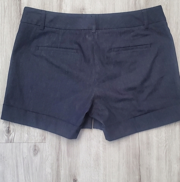 💚5/$25 Express Dark Blue Cotton Chambray Tailored Cuffed Chino Shorts Size 8 - Picture 2 of 7